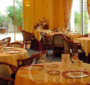 photo Hotel De France / Restaurant Le Lucullus