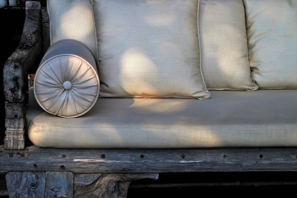 pillow-3228439_1280