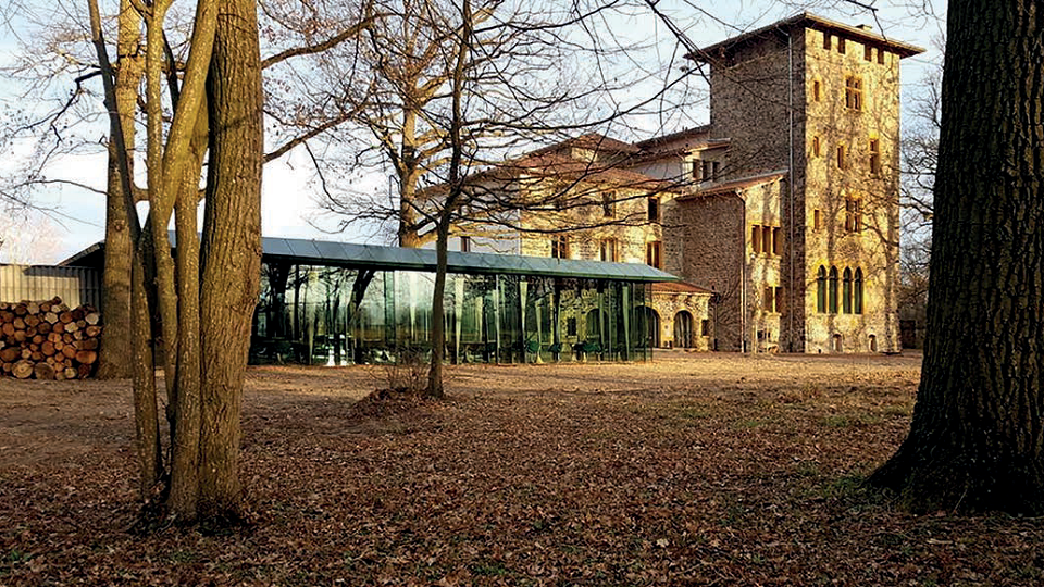 La_salle_de_restaurant_le__Bois_sans_feuilles__et_le_manoir