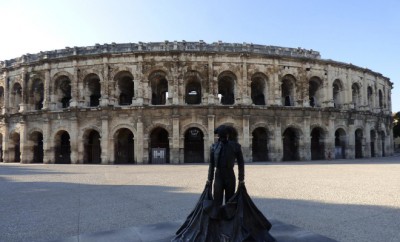 nimes amphitheatre