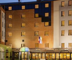 Holiday Inn Express Holiday Inn Express