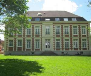 Chateau De Moulin Le Comte - Chambres Et Tables D