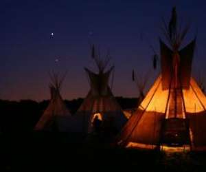 Les Tipis Habitats Amrindiens 