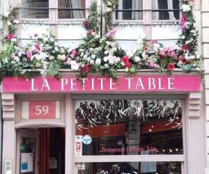 La Petite Table