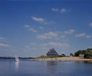 Parc De Loisirs Du Lac De Maine