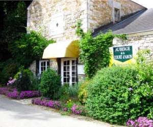 Auberge De La Court D'aron Auberge De La Court D'aron