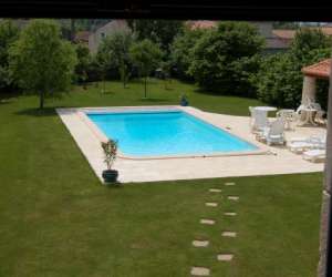 photo Gite de charme et piscine dans le marais poitevin Montreuil 5893