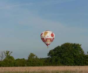 photo Montgolfiere-sarthe La Chartre Sur Le Loir 6072