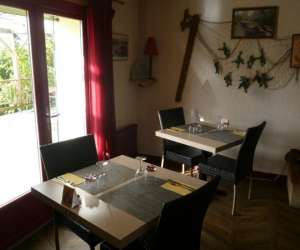 photo Restaurant le vieux batelier Maille 7945