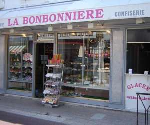 La Bonbonniere