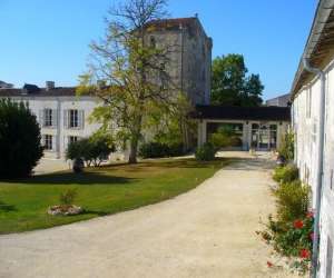 Chateau De Laleard