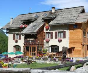 Les Baladins Les Baladins