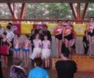 photo Twirling baton Gap 3094