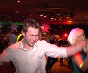 photo Cours de danse et soiree ceroc Marseille 13255