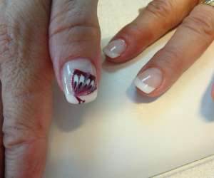 photo Onglerie-friperie-formation / le temps des ongles  salon de provence Salon De Provence 6579
