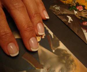 photo Onglerie-friperie-formation / le temps des ongles  salon de provence Salon De Provence 8692