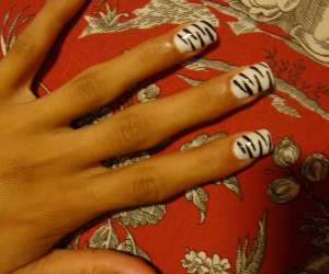 photo Onglerie-friperie-formation / le temps des ongles  salon de provence Salon De Provence 8693