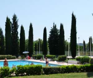 photo Le colombier  piscine municipale Greoux Les Bains 6521
