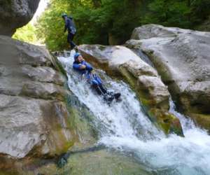photo Lesgeckos canyoning nice Vence 7588