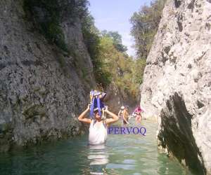 photo Pervoq  luberon tourisme Cucuron 11494