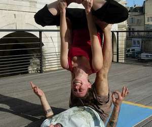 Acroyoga