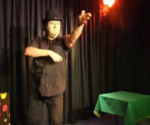 photo Magicien, sculpteur de ballons Gap 10754