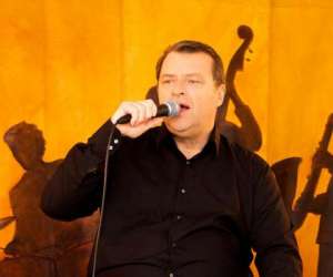 photo Paul vaubhan  -  chanteur  La Garde 10847