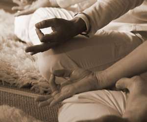 photo Kundalini yoga et dveloppement personnel - alchimia  yoga Marseille 13079