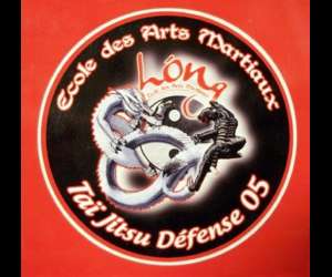 Tai Jitsu Dfense 05 / Ecole Des Arts Martiaux Long