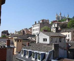 Latour - Lyon , Gte De Charme Et Appartement D