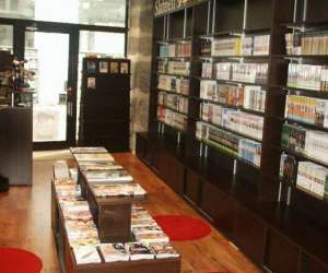 photo Librairie york shin Grenoble 4462