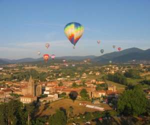 photo Montgolfieres et cie:   bapteme de l'air en montgolfiere   Annonay 8251