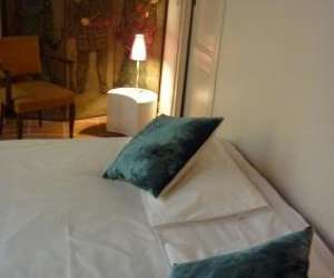 photo La loge des avocats - gites vieux lyon Lyon 8345
