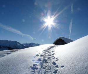 photo Anne marie accompagnatrice montagne Hauteluce 7994