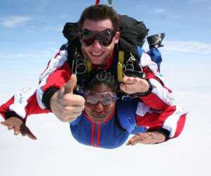 photo Baptmes de saut en parachute en tandem Bourg En Bresse 8671