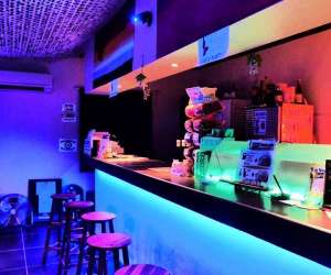 photo Bar d'ambiance by night le planet 2.0 Chabeuil 14205