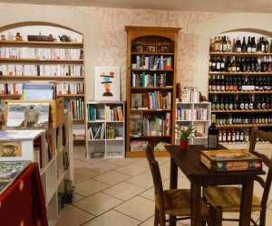 Caf - Librairie - Cave   Vin -  Les Espelines