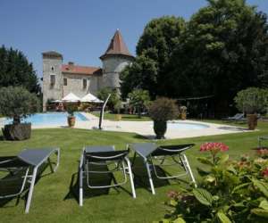 photo Chateau de chapeau cornu Vignieu 4725