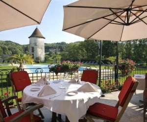 photo Chateau de chapeau cornu Vignieu 4727