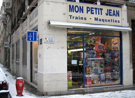 magasin de jouets grenoble