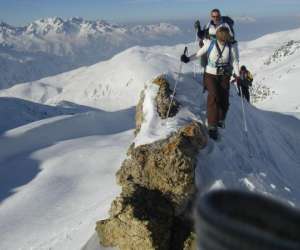 photo Reves possibles - canyon raquettes trekking(sarl) Chazay D Azergues 5465