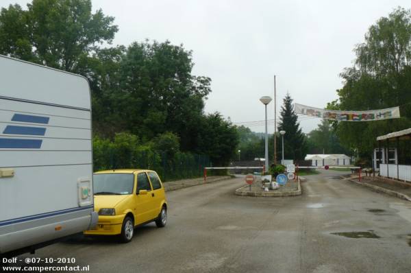 Camping municipal de challes (réception gardien) à Bourg ...
