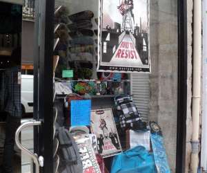 photo L'appart skateshop St Etienne 7931