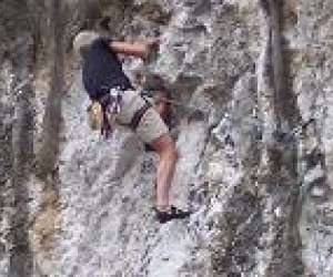 photo Ardechetour - service de rservations sport et dcouverte Vallon Pont D Arc 2867