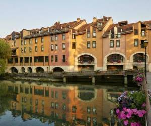 Ibis Annecy Centre Vieille Ville Ibis Annecy Centre Vieille Ville