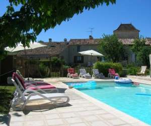 photo Gite & chambres d'htes Thenac 8194