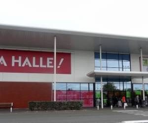 Halle Aux Chaussures