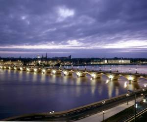 Pont De Pierre