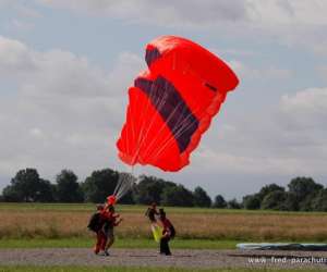 photo Fred parachutisme Lasclaveries 7897