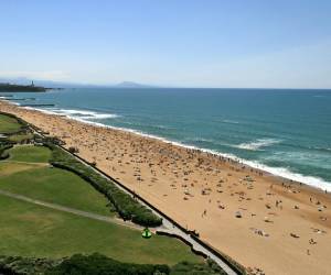 Plage De La Madrague